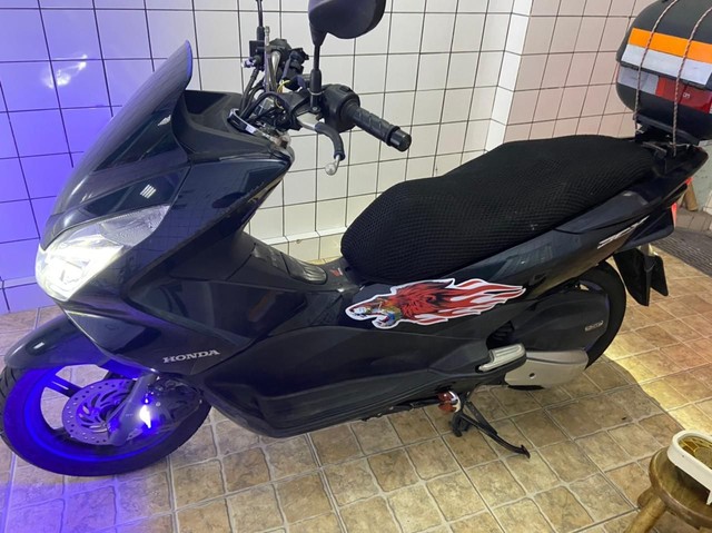 PCX 2018/2018 AZUL   COM APENAS 10.000KM 