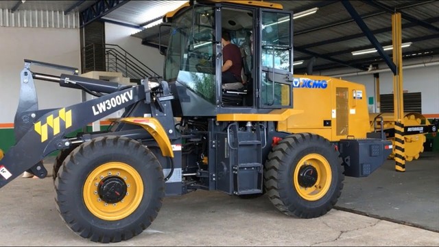 Pá Carregadeira LW300KV-XCMG