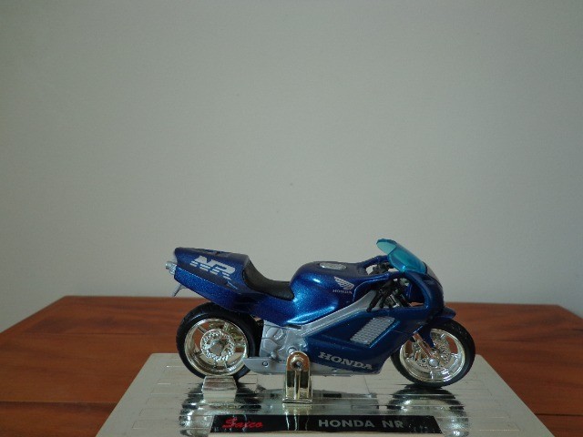Honda NR