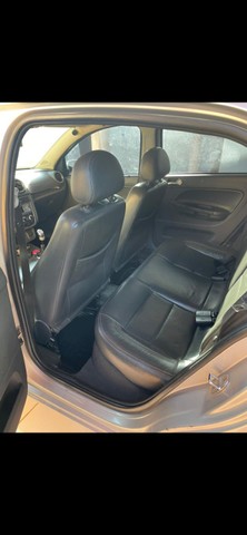VENDE-SE ESSE VOYAGEM ANO 09/10, VALOR DO VEÍCULO 25.000REAIS