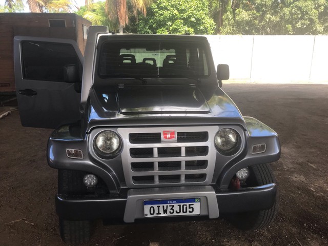 TROLLER T4 MODELO 2013