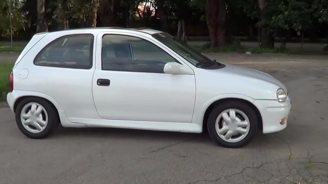 corsa ano 1995