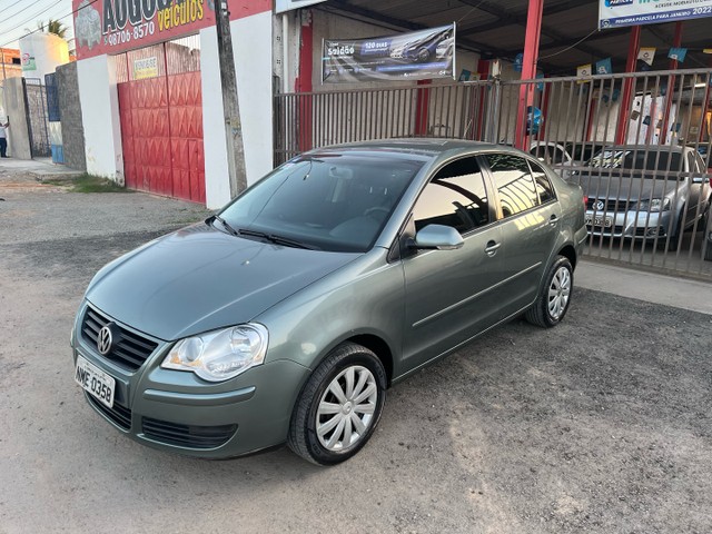 polo sedan 2011 olx