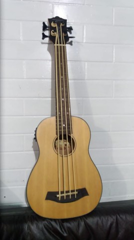 Ubass Tagima 30KB com bag - Foto 3