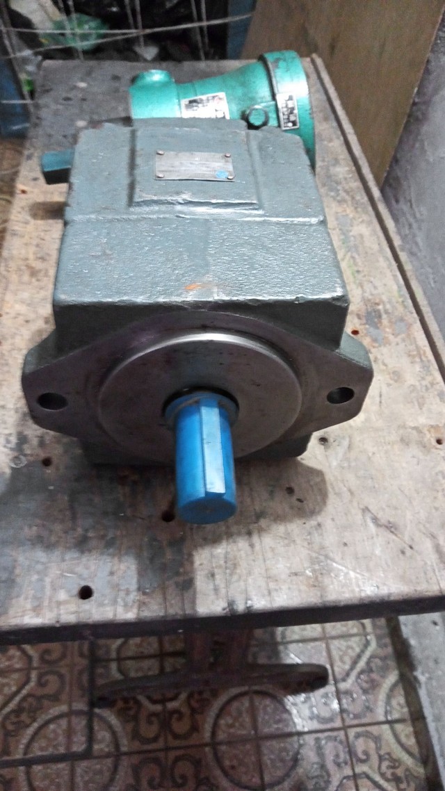 Bomba hidraulica - Foto 2