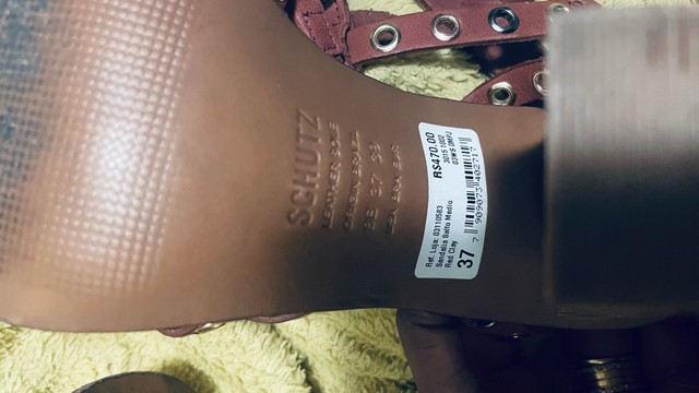 Shutz couro legítimo 37 gladiadora 