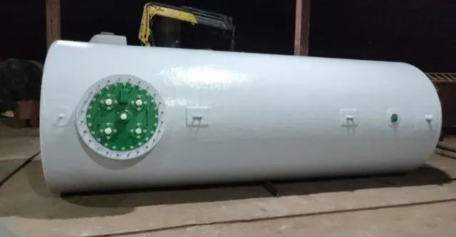 Tanque 15.000 L - modelo pleno para combustivel.
