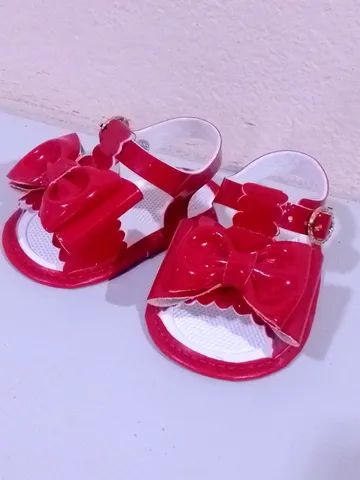 Sandália para bebê de 03 meses ou + olhar a medida na foto na cor vermelha  - Foto 5