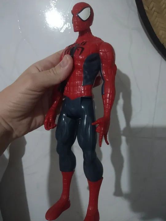 Boneco do homem aranha 