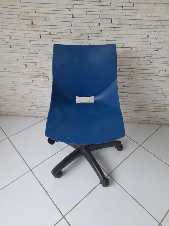 Cadeira de Escritório Giratória Azul - Foto 2