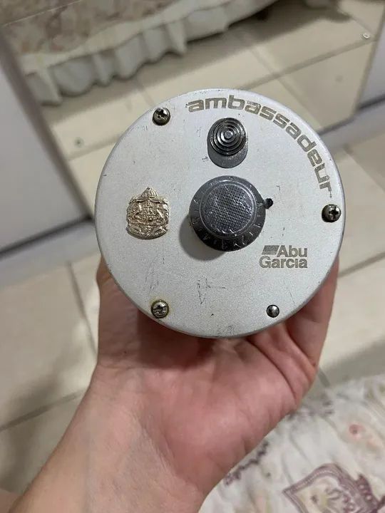 Vendo carretilha Abu garcia 7000 IC3 - Foto 3