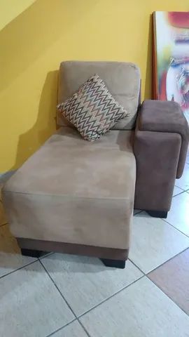 Vendo ou troco sofás 2 e 3 lugares , sofá cama no centro de São Gonçalo