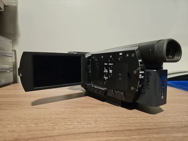 Filmadora Camcorder Sony Ax100 4k 24fps Full HD 60fps usada - Foto 2