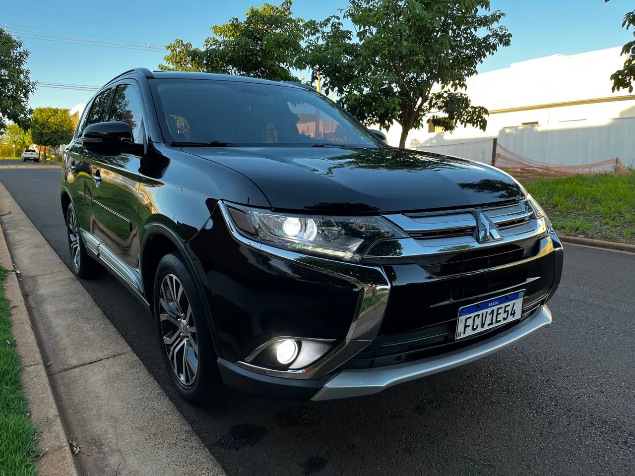 Mitsubishi Outlander 2.0 16V Aut. 2016 Impecável  - Foto 3