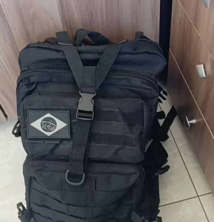 Mochila Tática Preta 50cm - Ideal para Camping e Aventura - Foto 3
