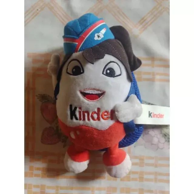 Boneco Pelúcia Kinder Ovo Aeromoça