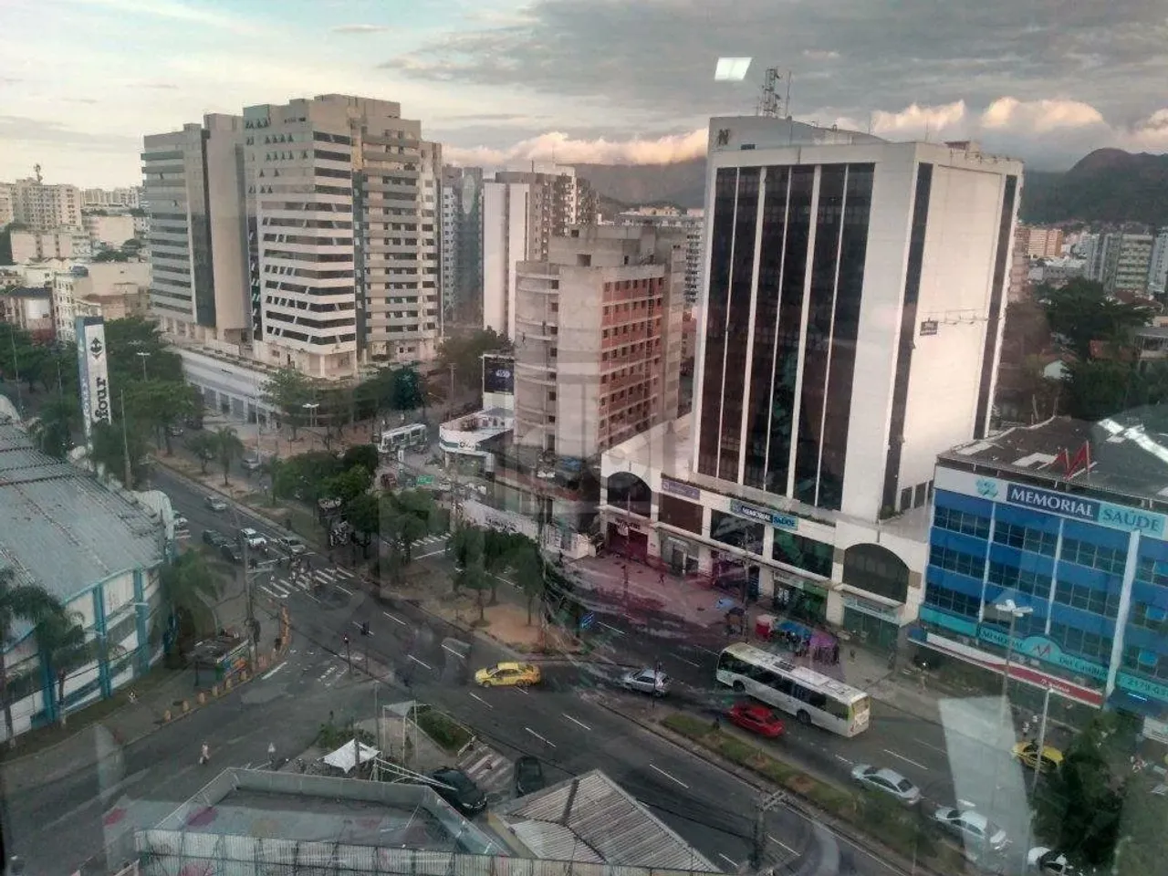 Cachambi - Av.Dom Helder Câmara - Sala comercial para Dentista - Ao lado do Norte Shopping