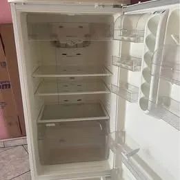 Geladeira Eletrolux Frost Free - Foto 2