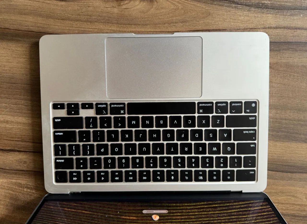 MacBook Air m2 2022 - Foto 4