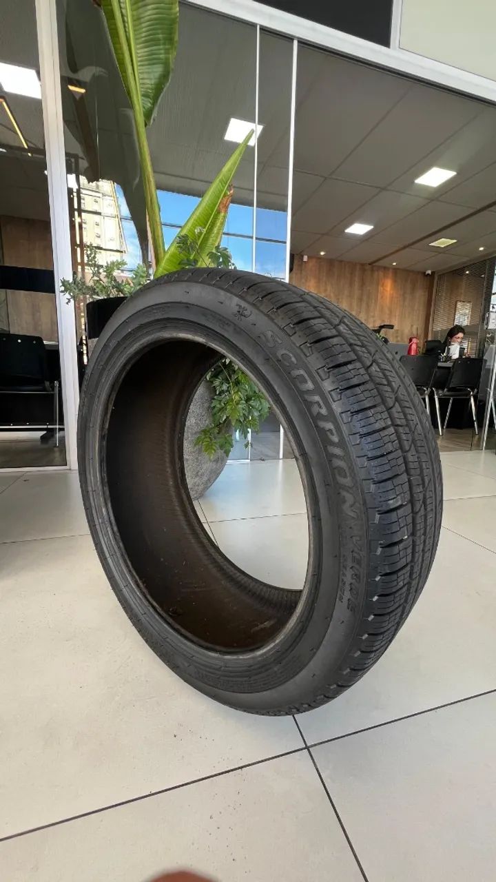 235/45R19 - Pirelli Scorpion Verde Novo