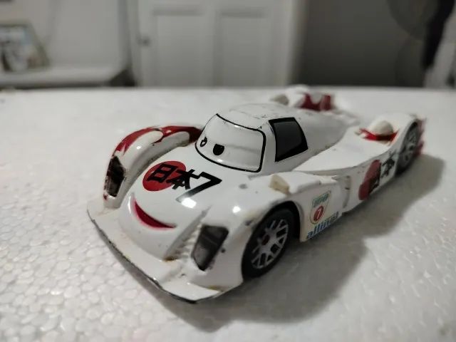 Miniatura Shu Todoroki Carros Disney Pixar (sucata)