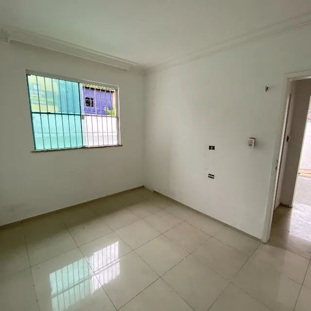 Casa com três quartos sendo um suíte - Jóquei - 108m²  