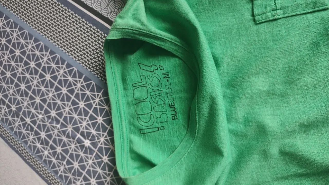 Camisa masculina verde. M - Foto 3