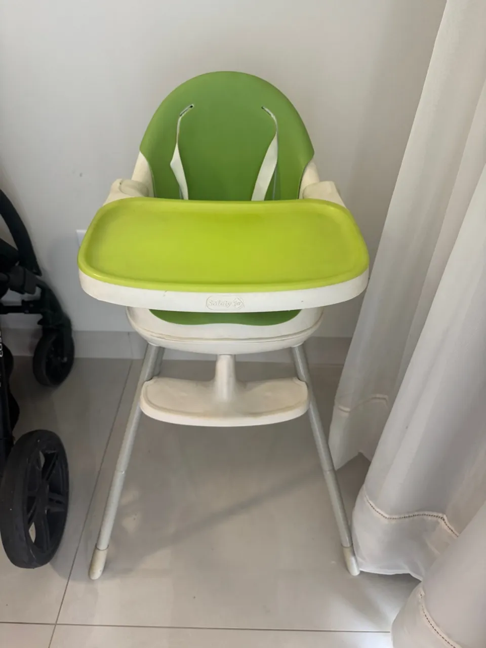 Cadeirão de Alimentação Infantil Safety 1st