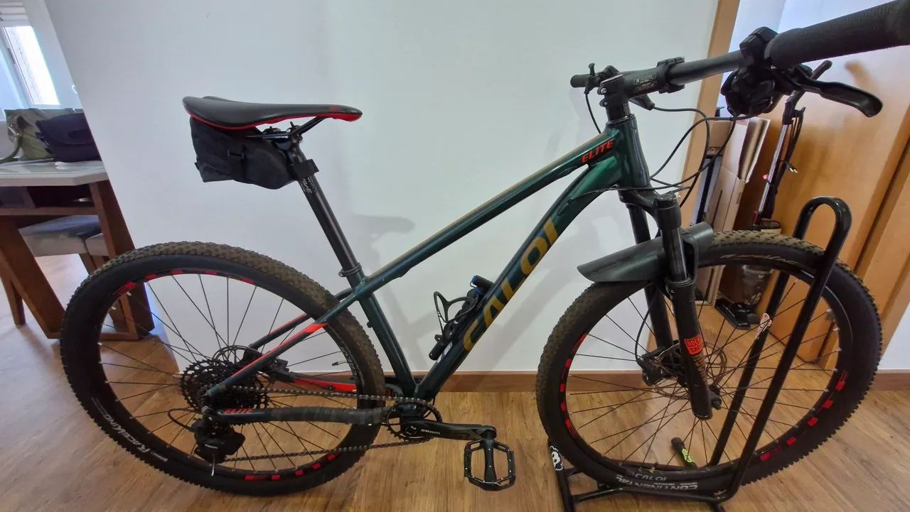 Caloi Elite Aro 29 - Tam 15,5 (1,55m à 1,70m)