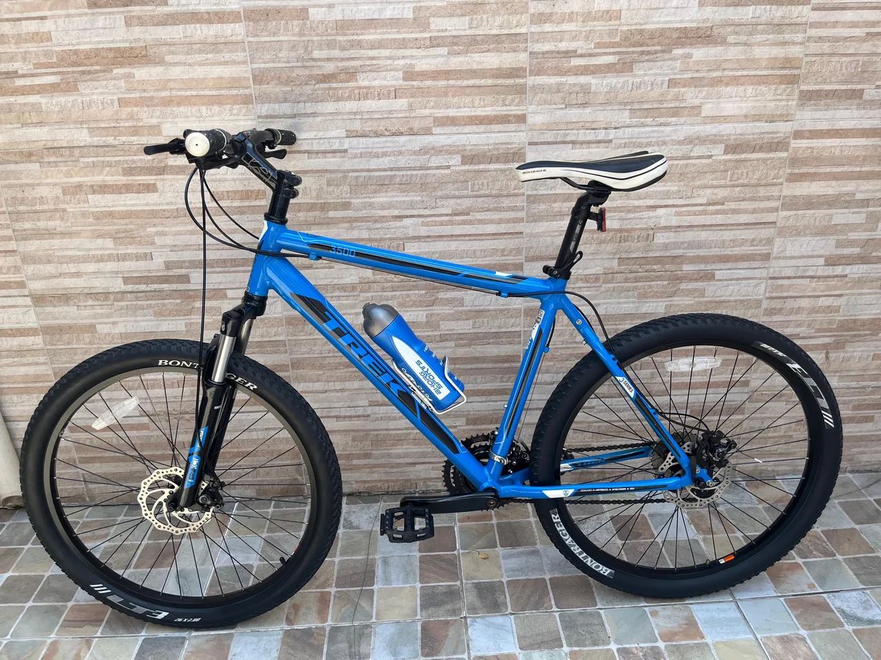 BICICLETA TREK MUITO NOVA