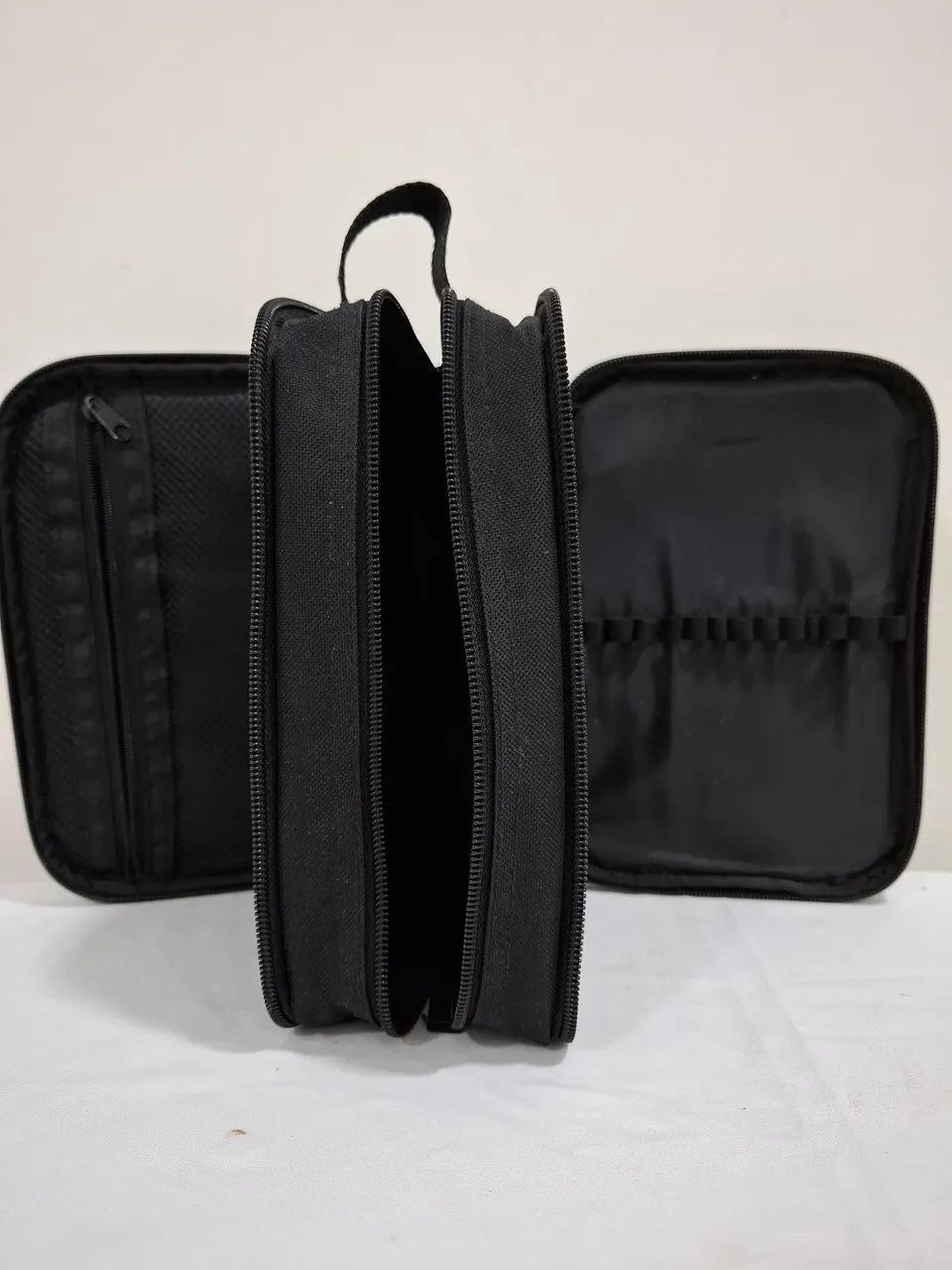 Case with 3 compartments and pen holder64263937263746122