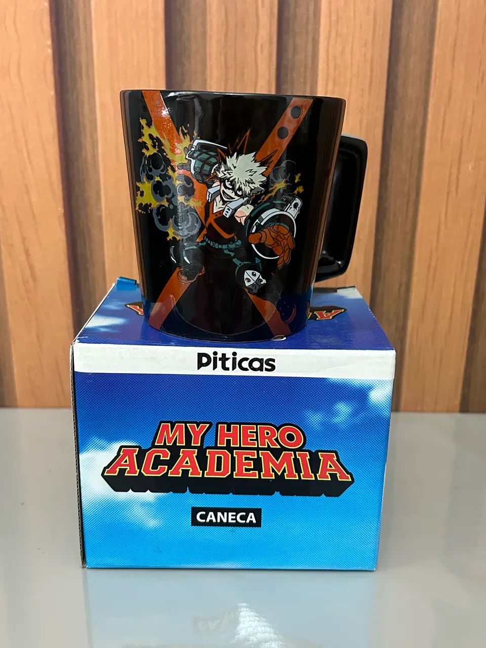 Caneca My Hero Academia Bakugo - Piticas, 390 ml, nova na caixa