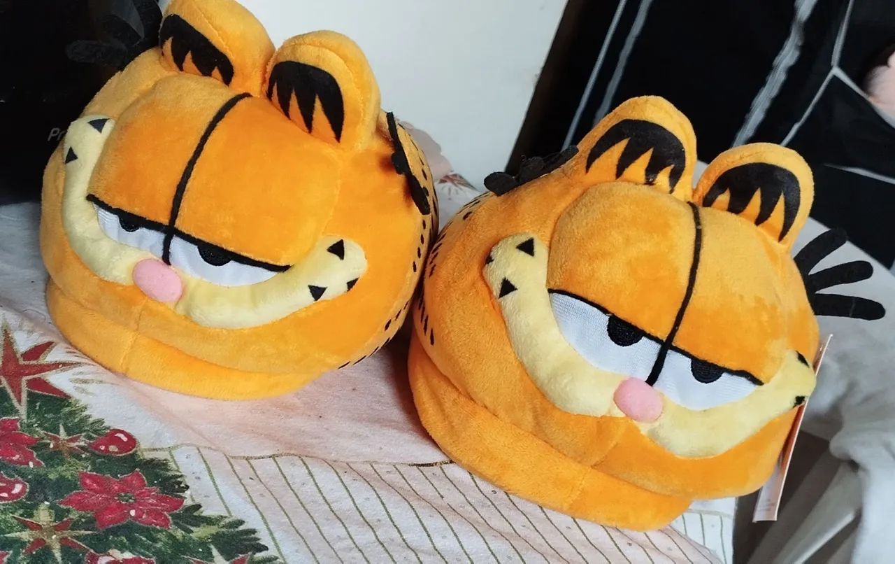 Pantufa do Garfield - Cacau Show (G)