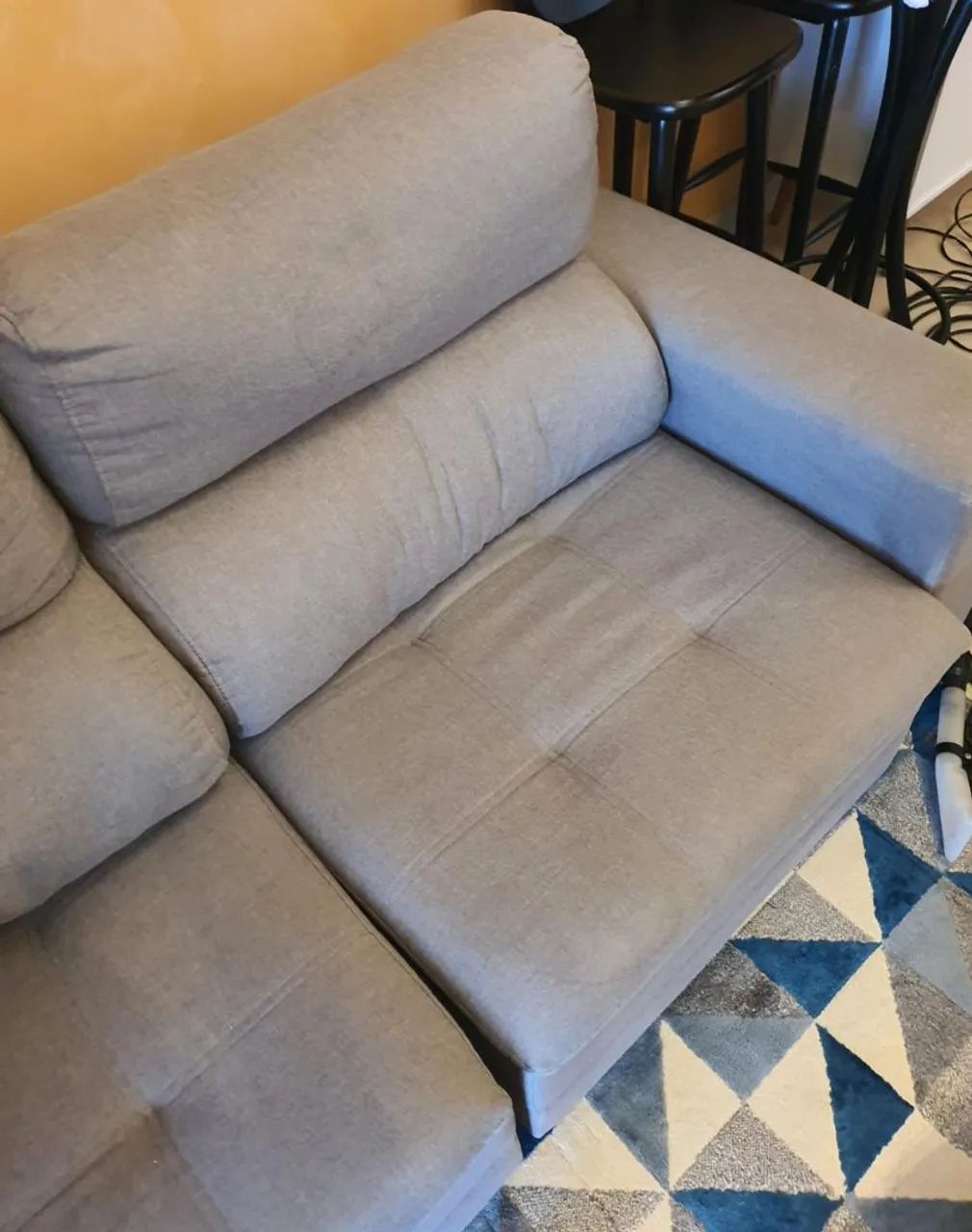 Sofá Retrátil e Reclinável 2 lugares cinza - Foto 2
