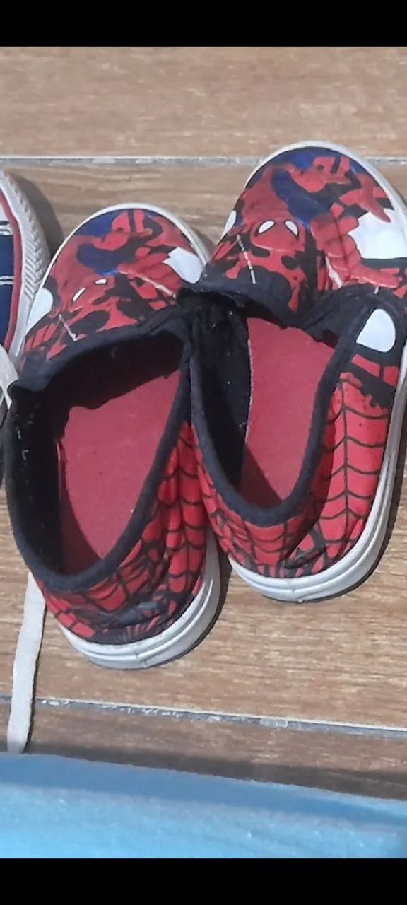 Lote 25/26 de calçados infantis 3 pares por 25 - Foto 5