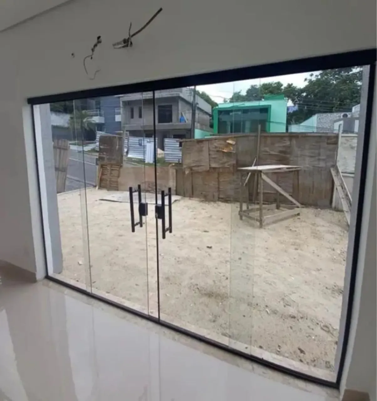 Portas de vidro para área externa