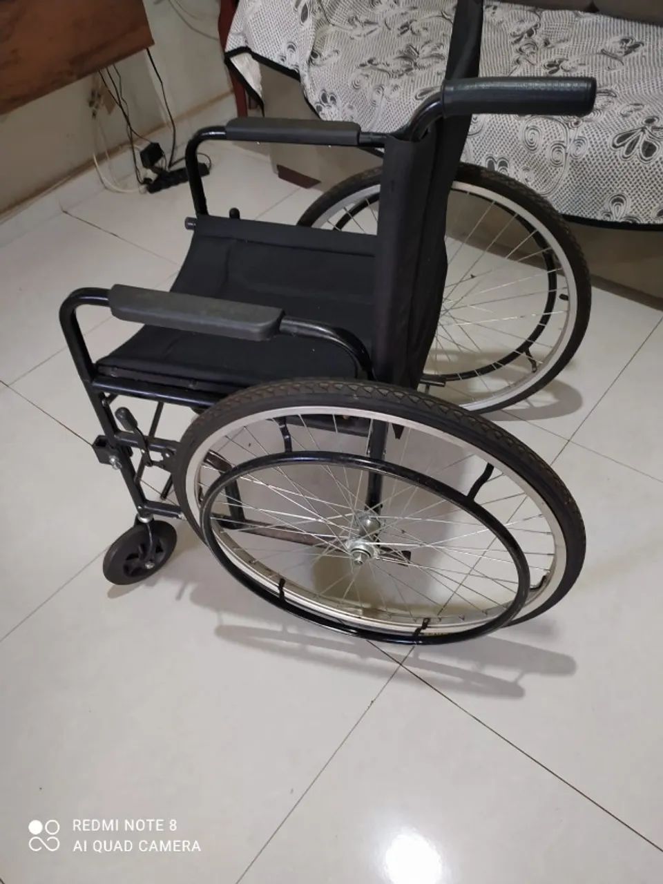 Cadeira de rodas - Foto 4