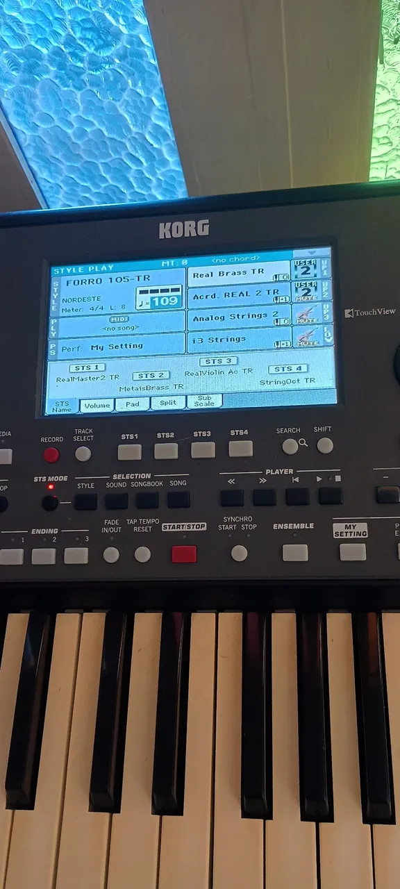 Teclado Korg Pa 600