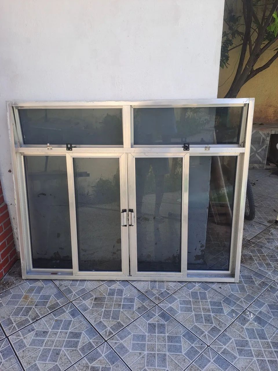 Janela de Alumínio 4 folhas + pedra mármore 