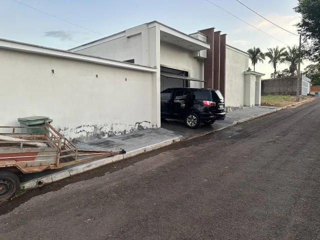 Casa a venda com Piscina Setor do Dito