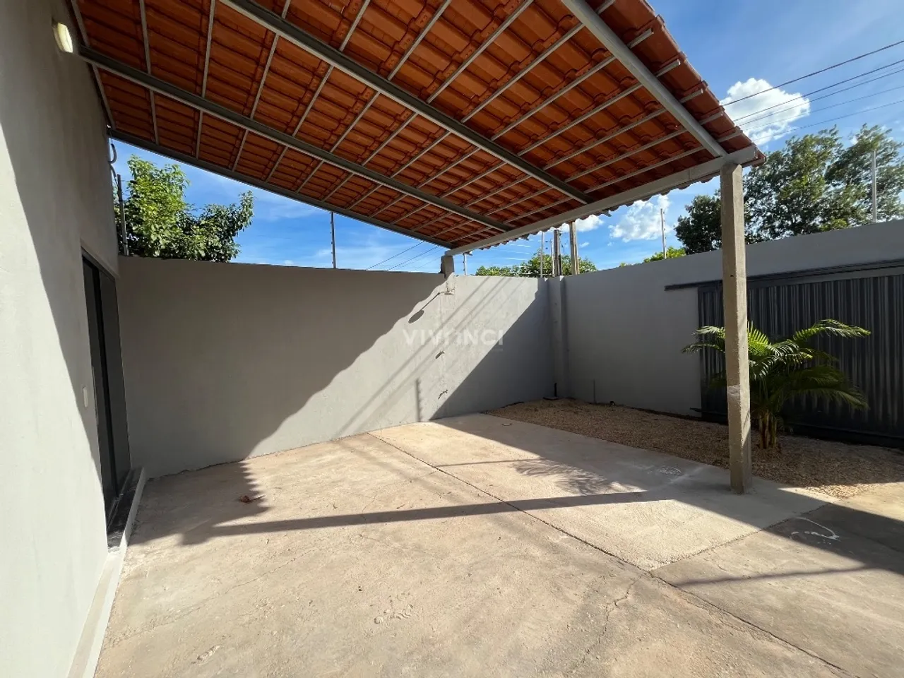 Casa com 2 quartos para Alugar na quadra 1305 Sul