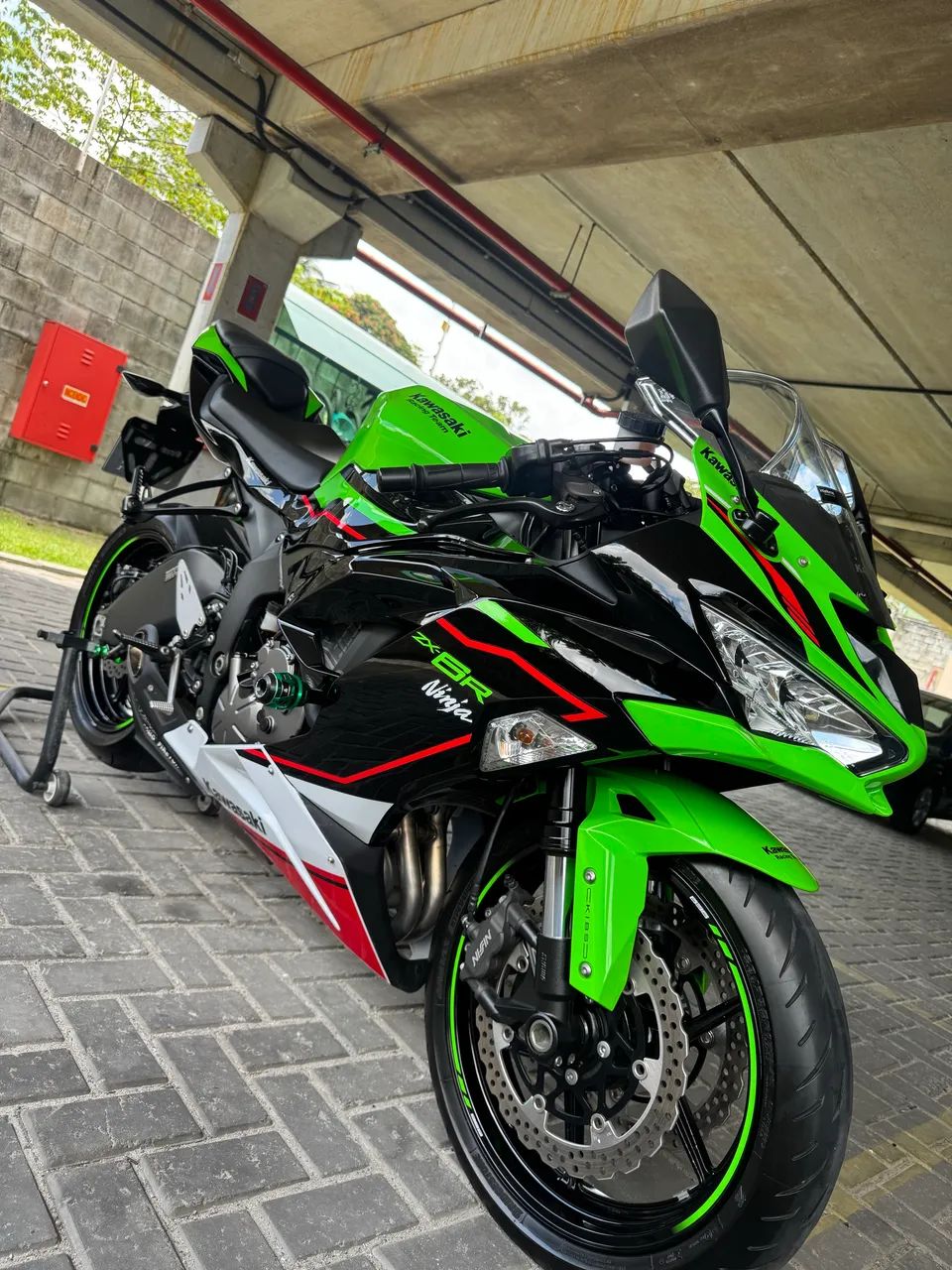 Kawasaki Zx-6r 636cc 2022 - 1447297247 | OLX