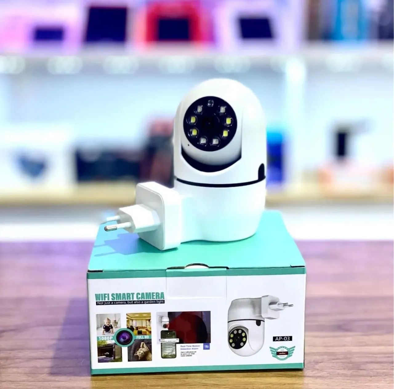 Câmera Inteligente WiFi Full HD Visão Noturna e Fácil Instalação