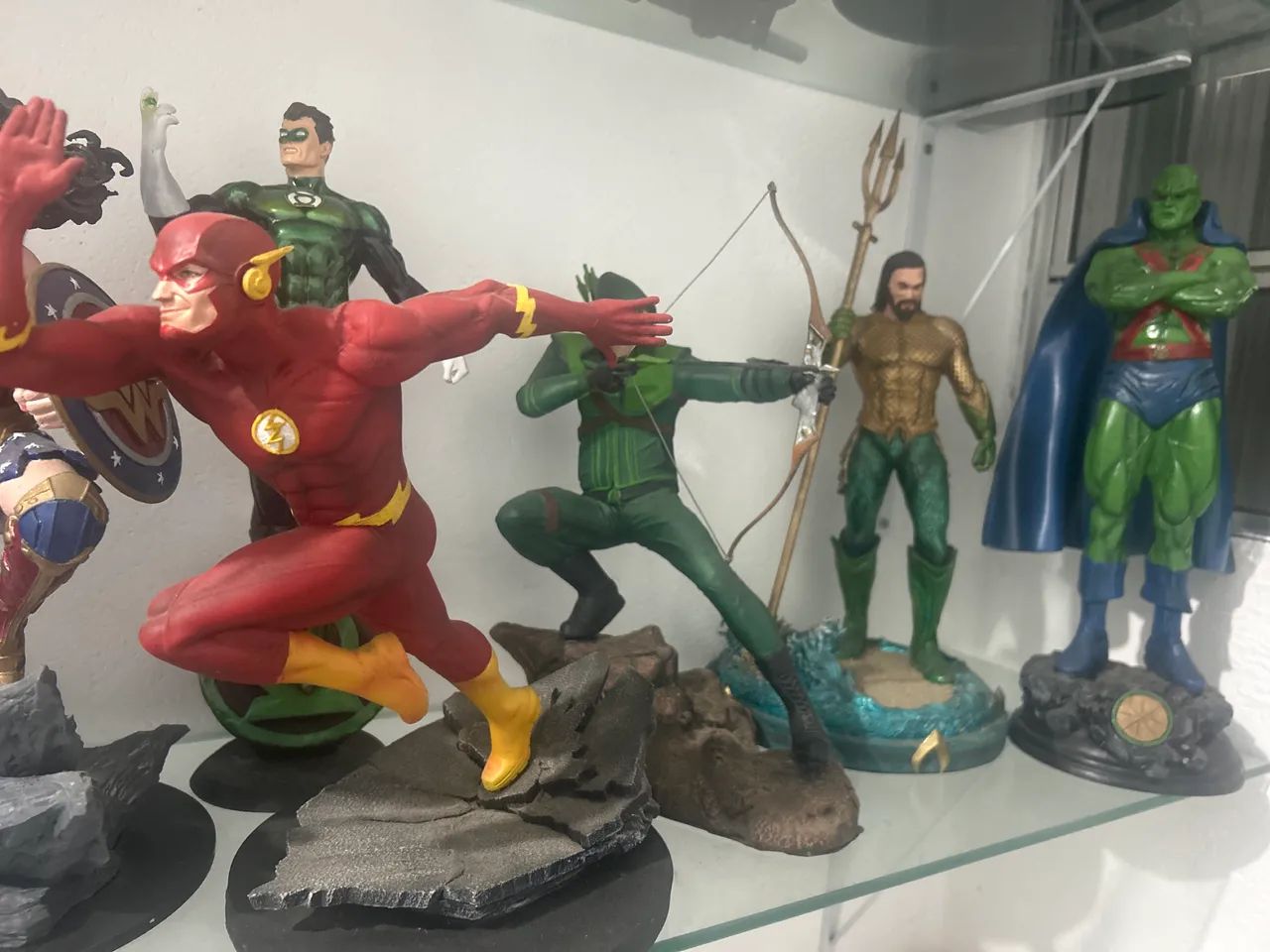 Coleção liga da justiça escala 1/6 - Foto 2