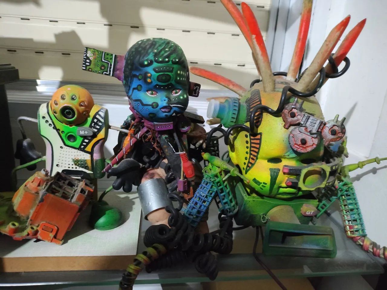 Lote de bonecos de arte fluor