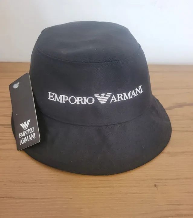 Boné Bucket Emporio Armani Preto