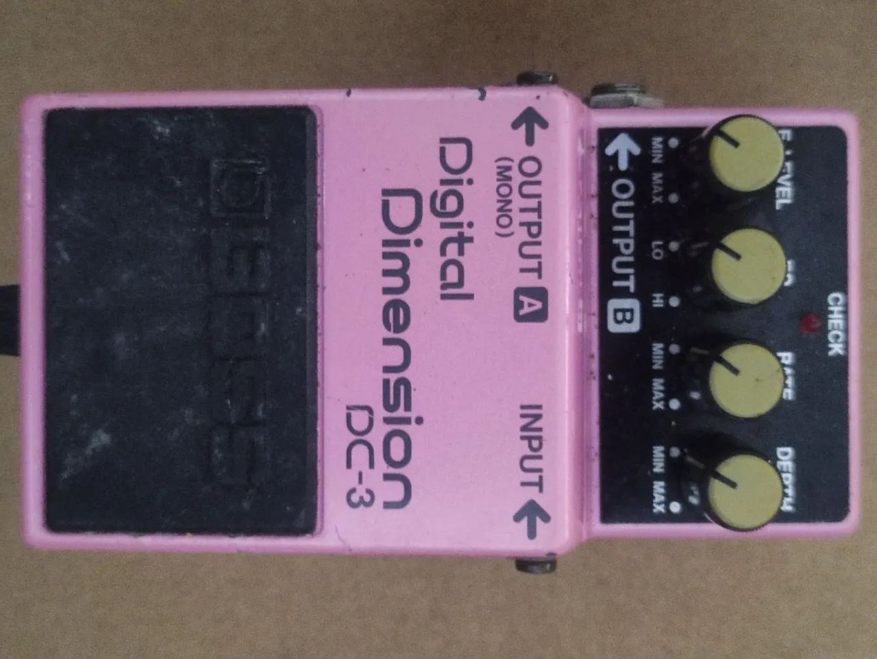 Raridade! Pedal Boss digital dimension DC-3 - Instrumentos