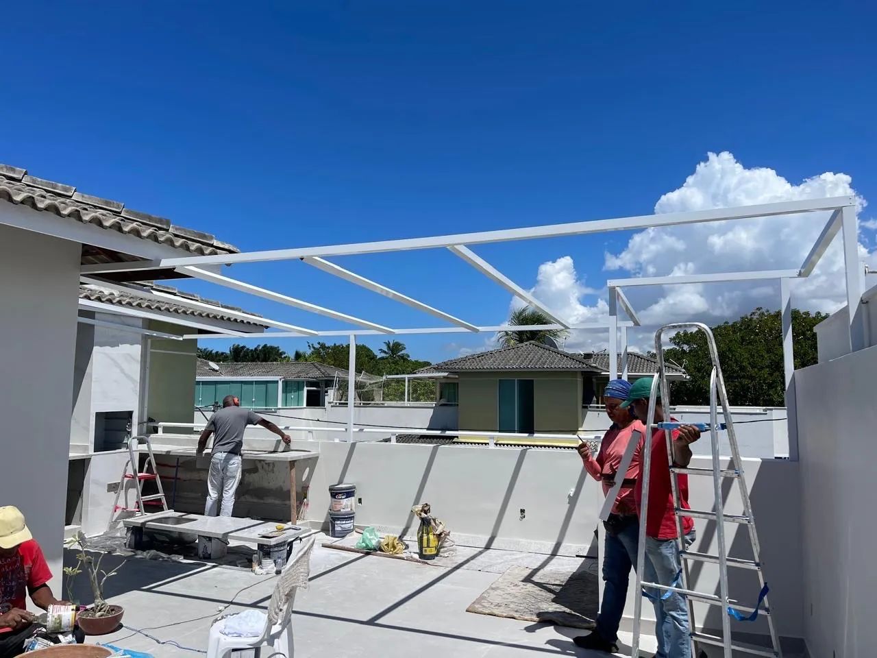 Pergolado telhado de vidro e policarbonato 