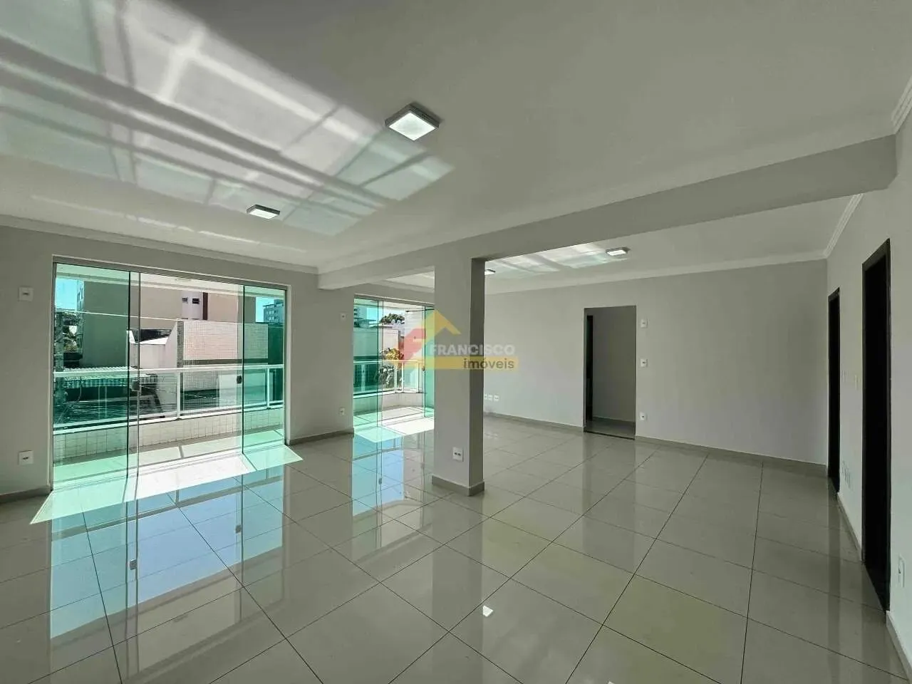 Apartamento para aluguel, 3 quartos, 1 suíte, 1 vaga, Levindo Paula Pereira - Divinópolis/