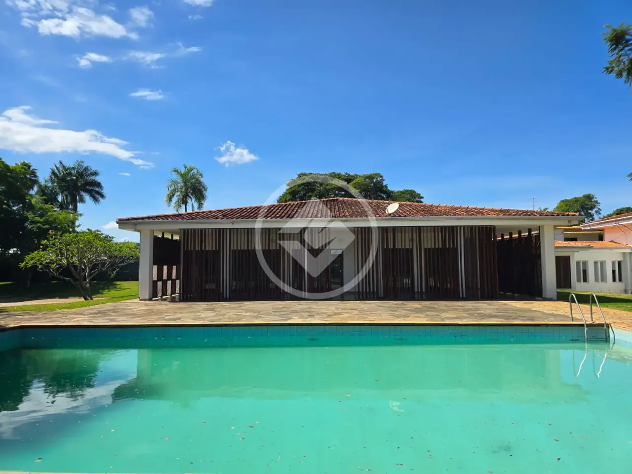 CASA LAGO SUL codigo: 110330